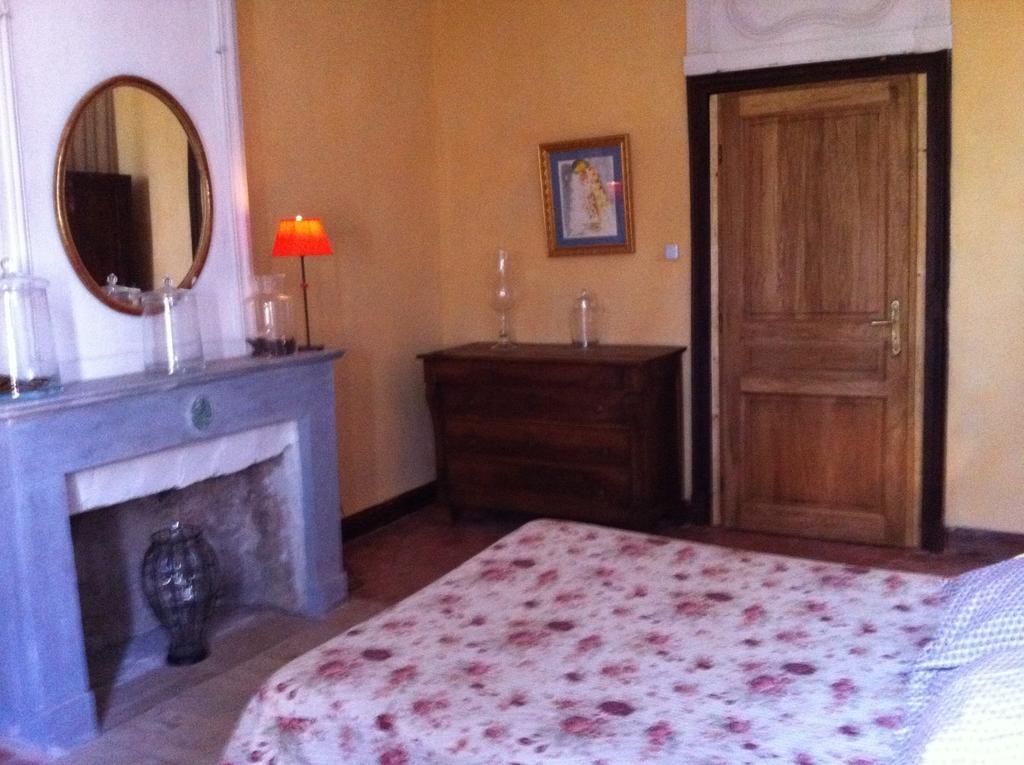 Chateau De La Bastide Goudargues Room photo